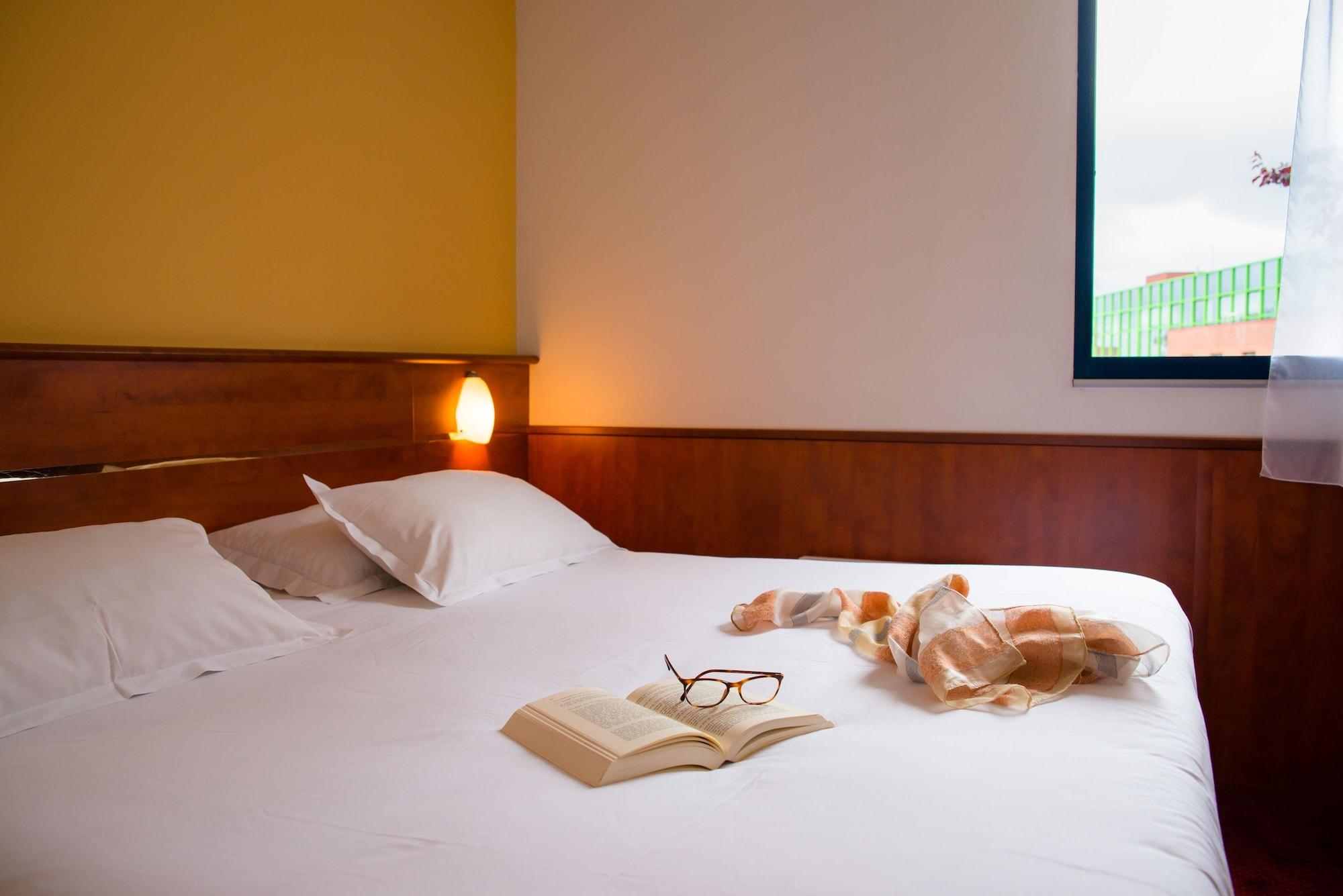 Brit Hotel Rennes St Grégoire – Le Villeneuve Saint-Grégoire Esterno foto